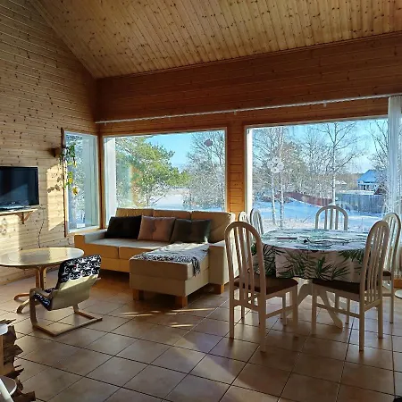 Villa Kirjais Nature And Villas Lillandet